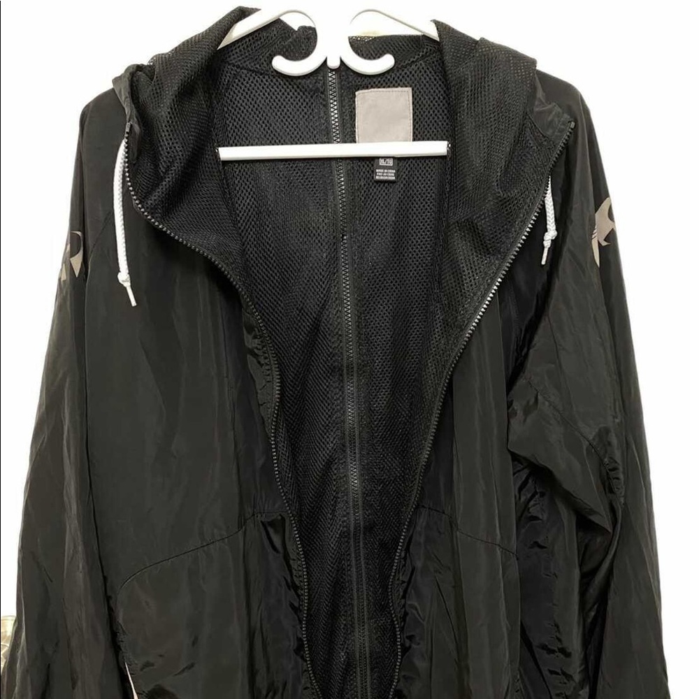 Waterproof/windbreaker jacket